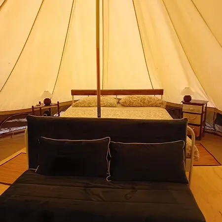 Glamping C Selva Tenda Castagno مكان تخييم *