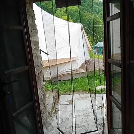 Kamp alanı Glamping C Selva Tenda Castagno